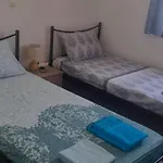 παραθαλάσσιο με θέα τον κόλπο βάρης Apartman
