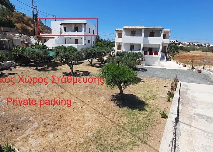 Apartment παραθαλάσσιο με θέα τον κόλπο βάρης Vari (Syros)