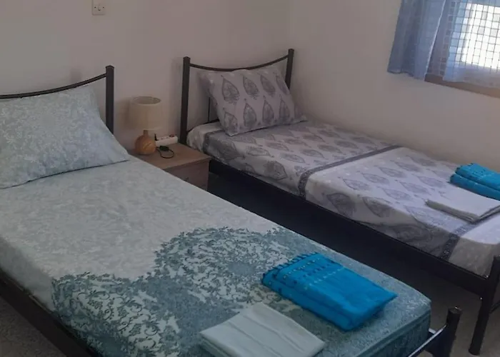 παραθαλάσσιο με θέα τον κόλπο βάρης Apartment