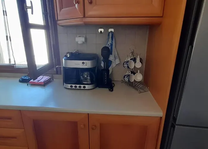 παραθαλάσσιο με θέα τον κόλπο βάρης Apartment *