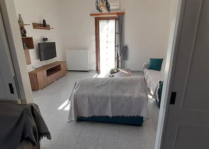 παραθαλάσσιο με θέα τον κόλπο βάρης Apartment